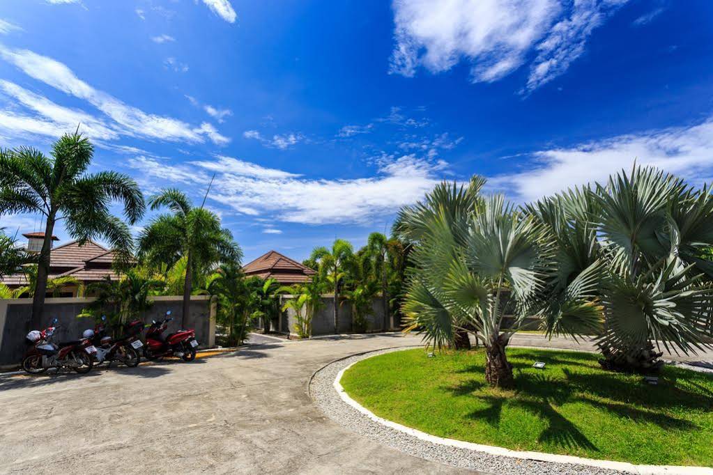 Phuket Pool Residence