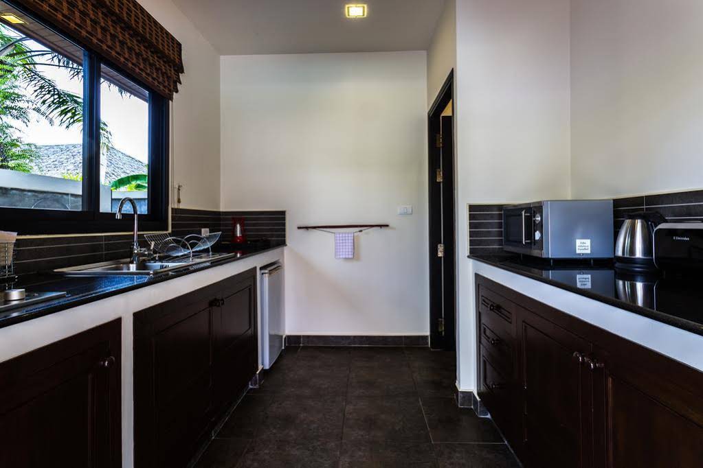 Phuket Pool Residence