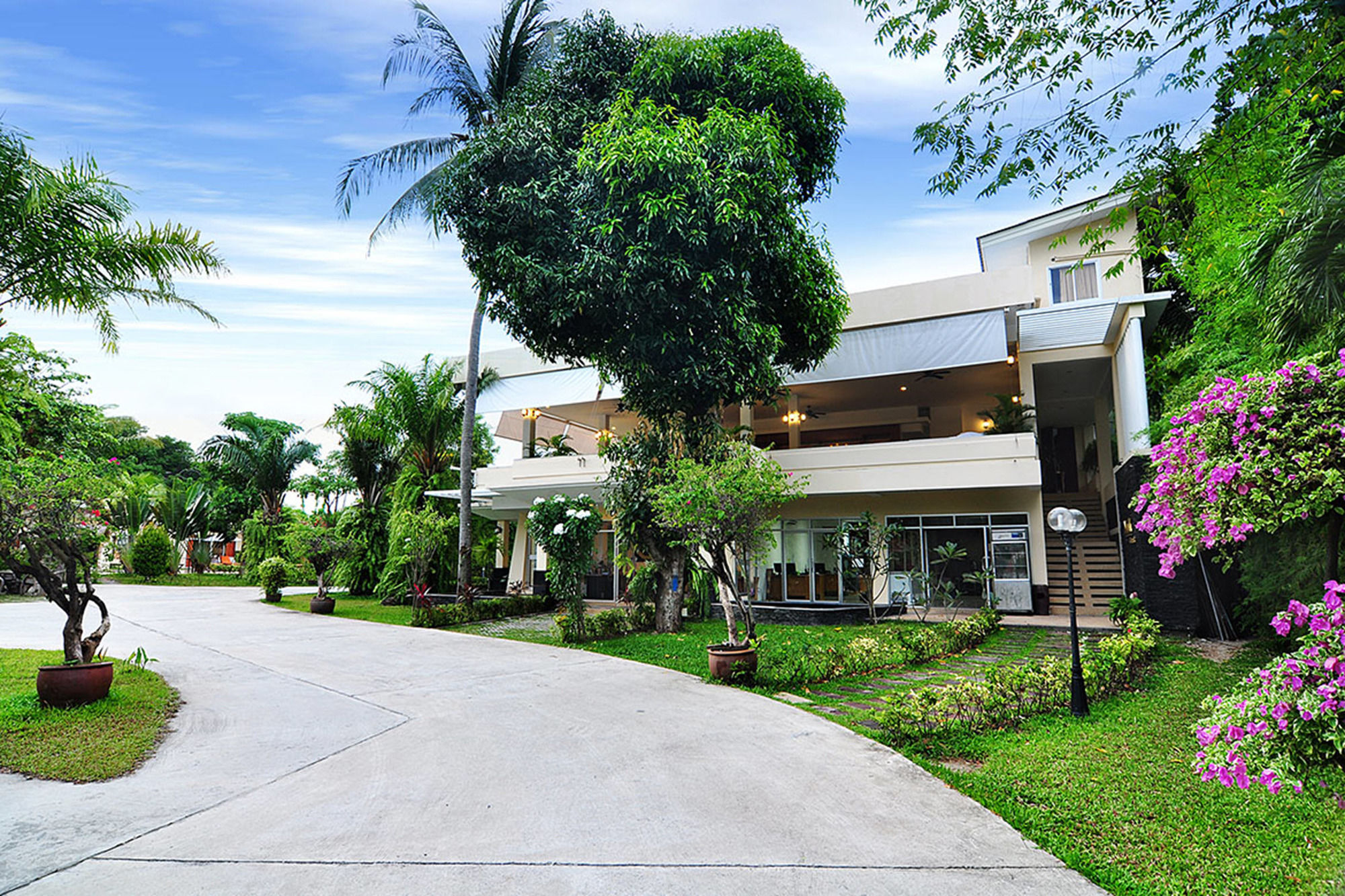 Phuket Sea Resort