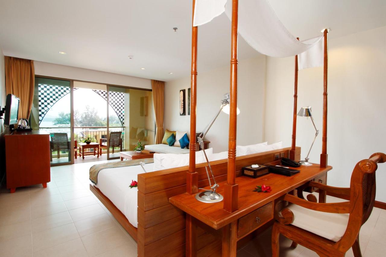 Rawai Palm Beach Resort