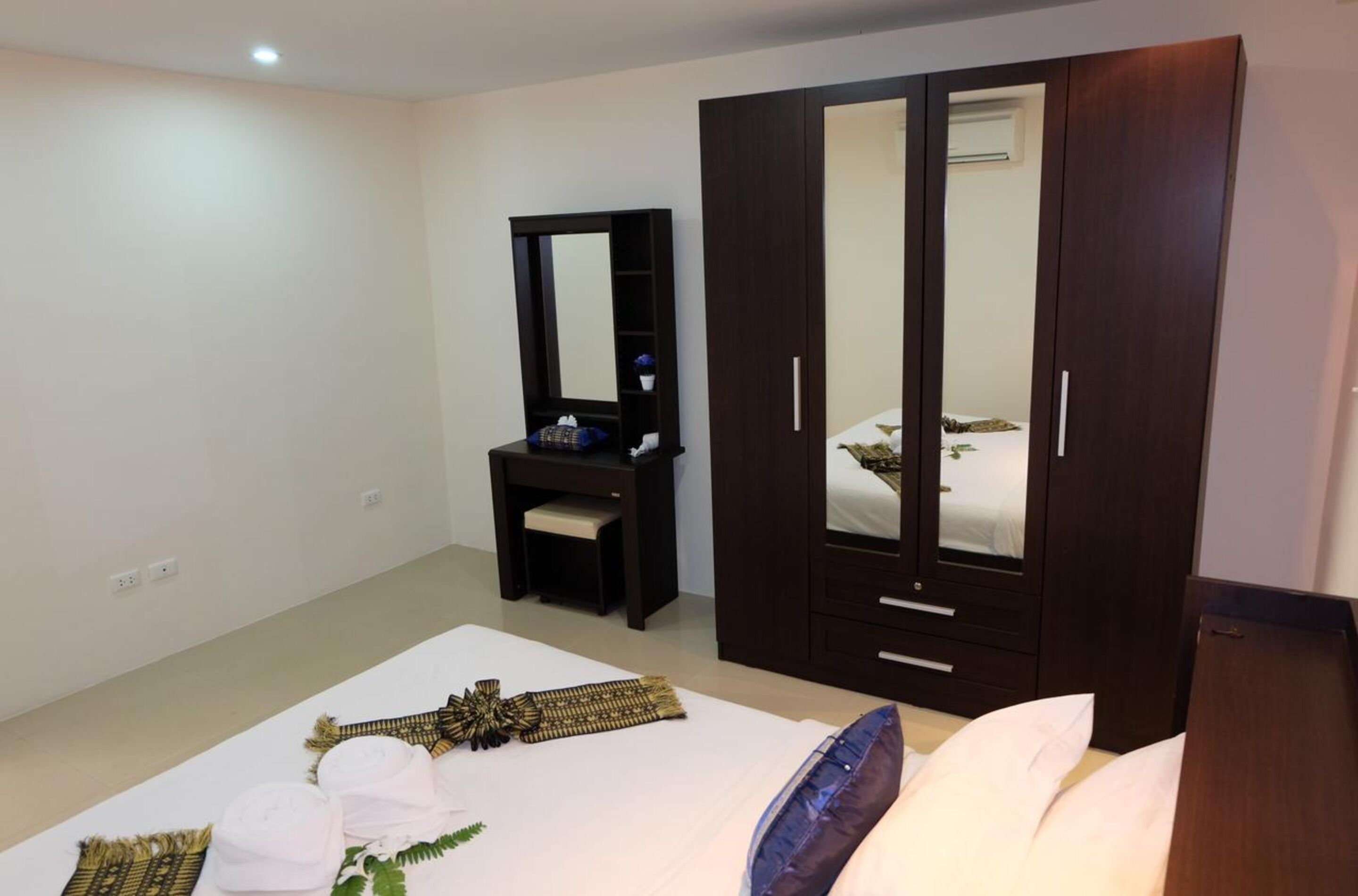 Rawai Suites Phuket
