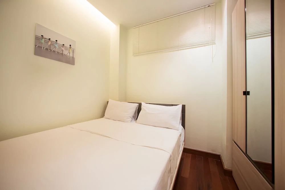 The Lago Condominium