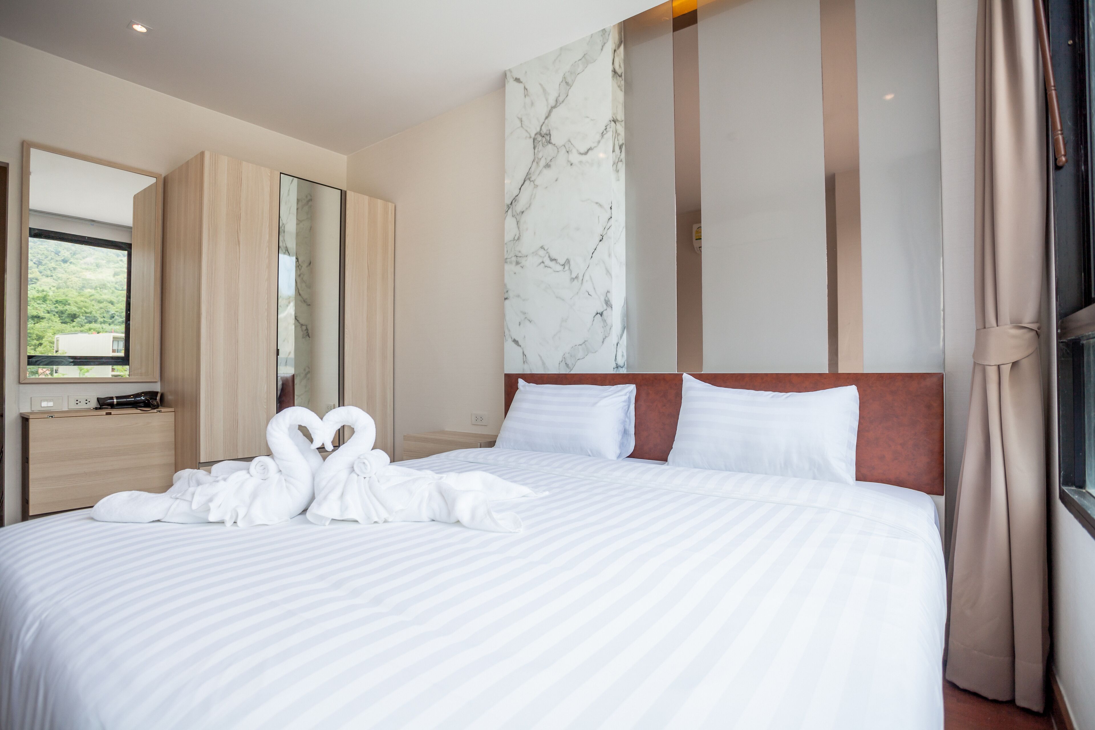 The Lago Naiharn Phuket By Sala Estate