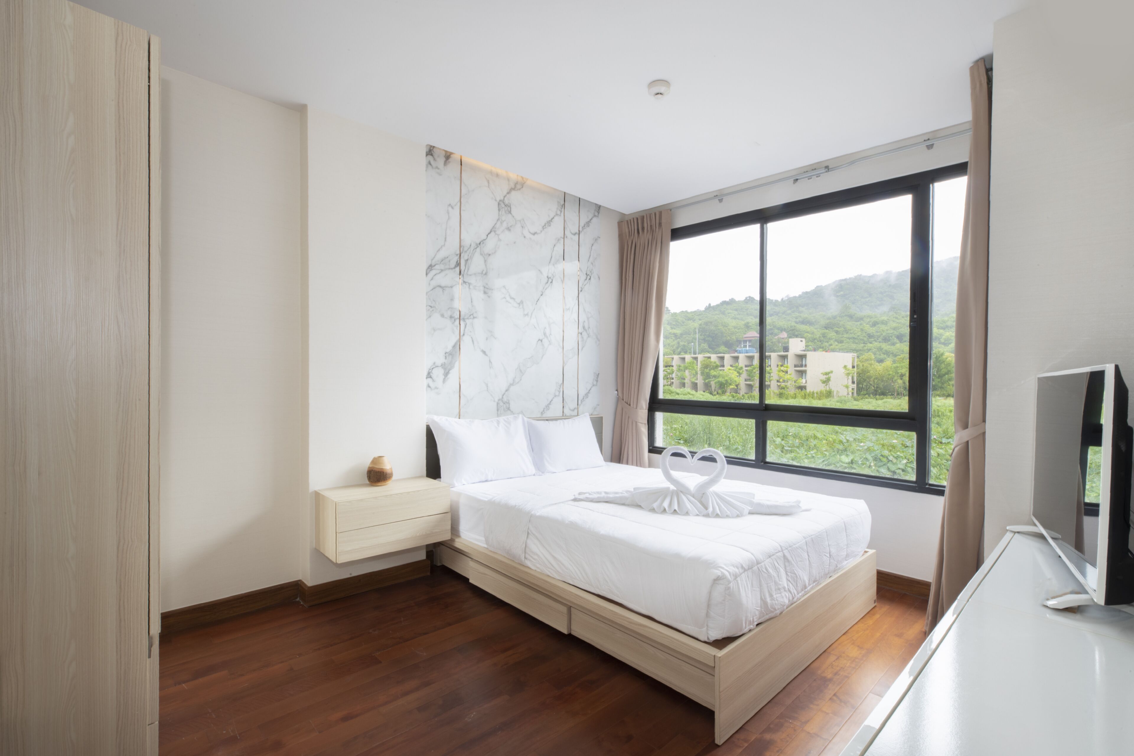 The Lago Naiharn Phuket By Sala Estate