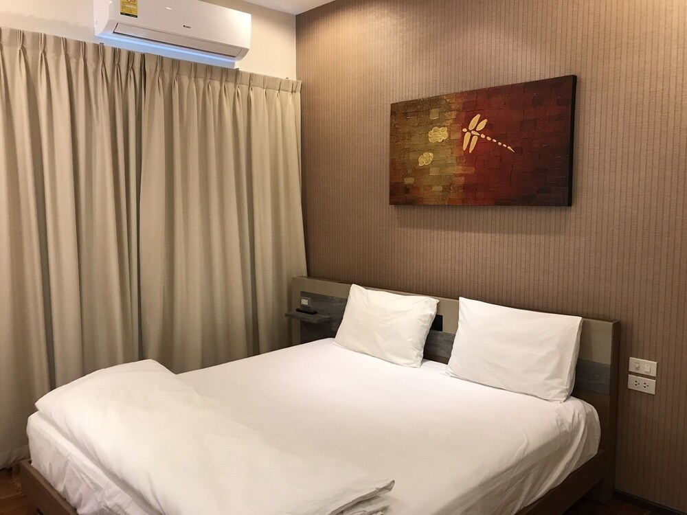 The Title by Fullrooms Phuket