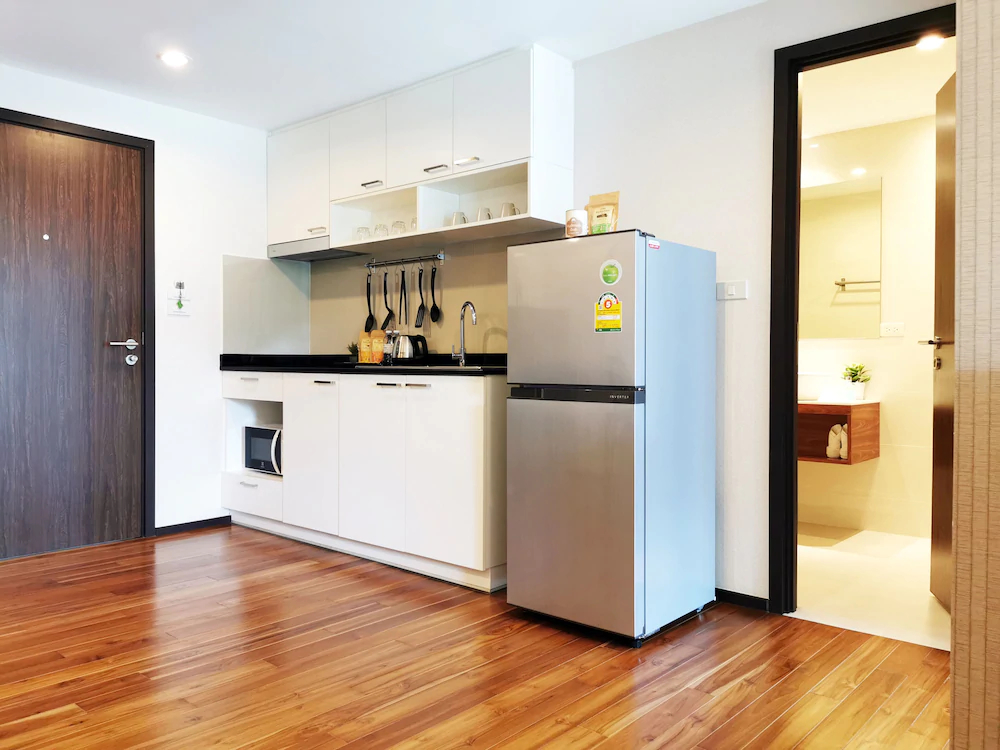The Title - West Wing Apartments by Trips Phuket
