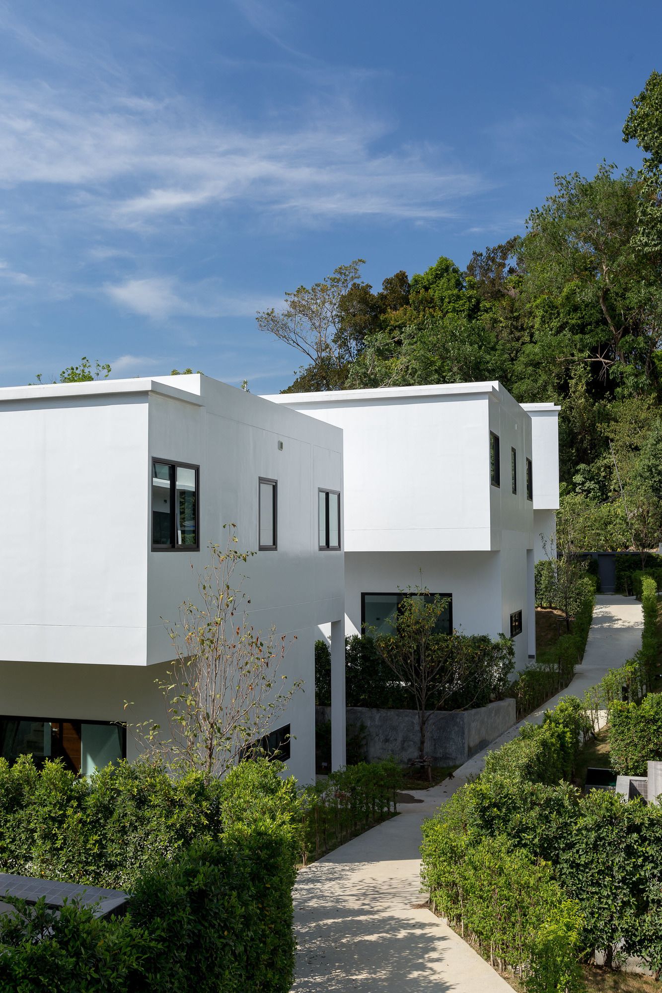 Utopia Naiharn Villa
