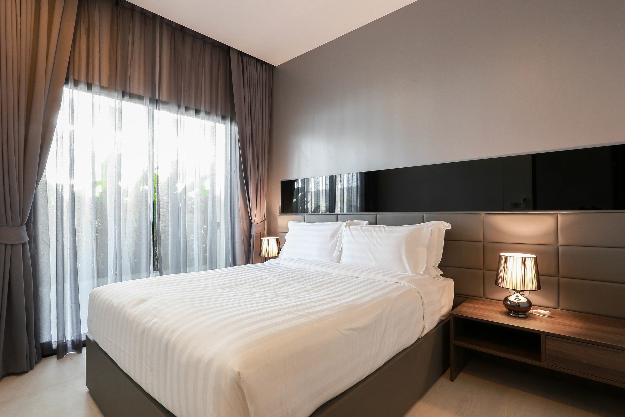 Utopia Naiharn Villa