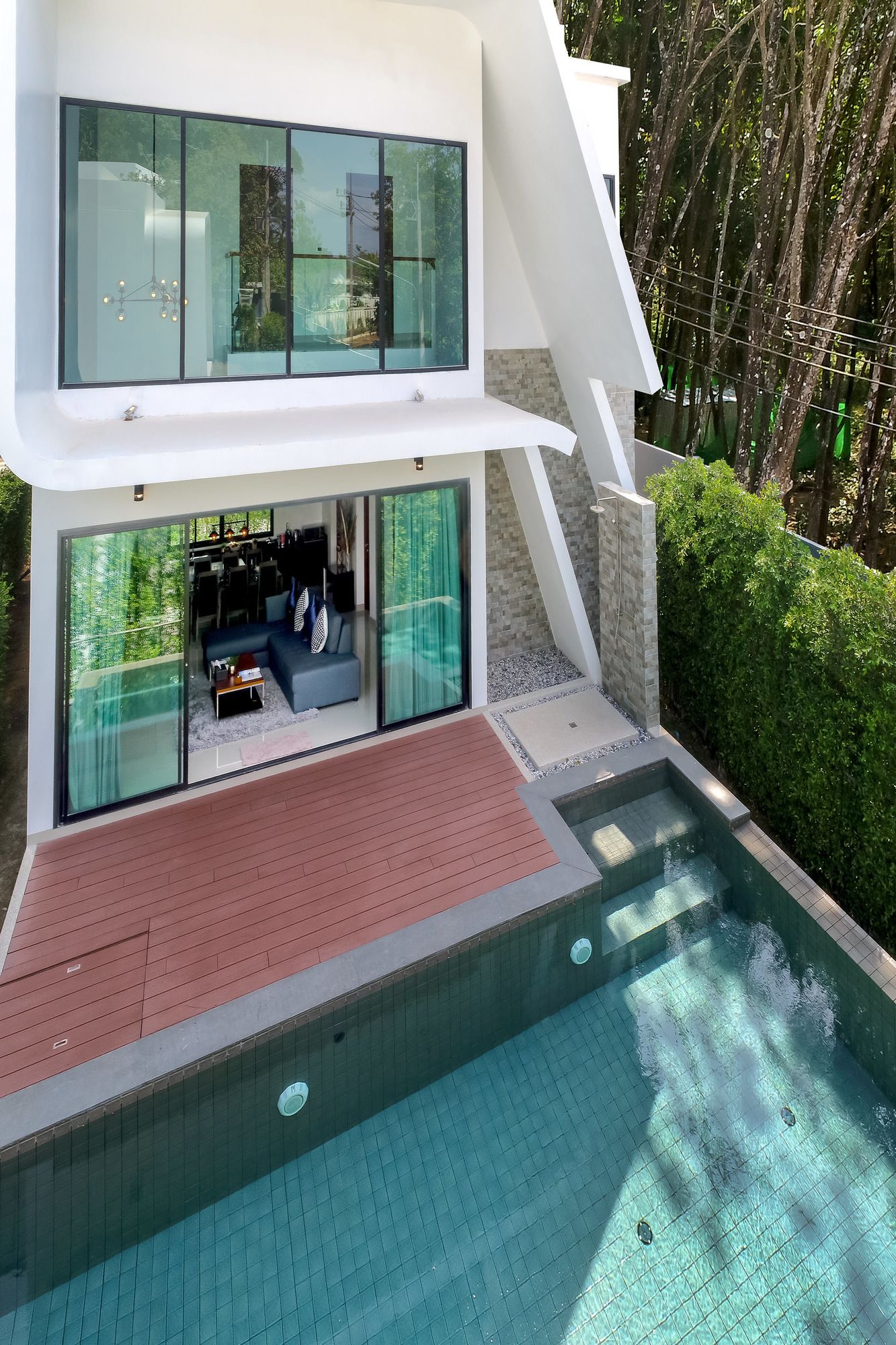 Utopia Naiharn Villa