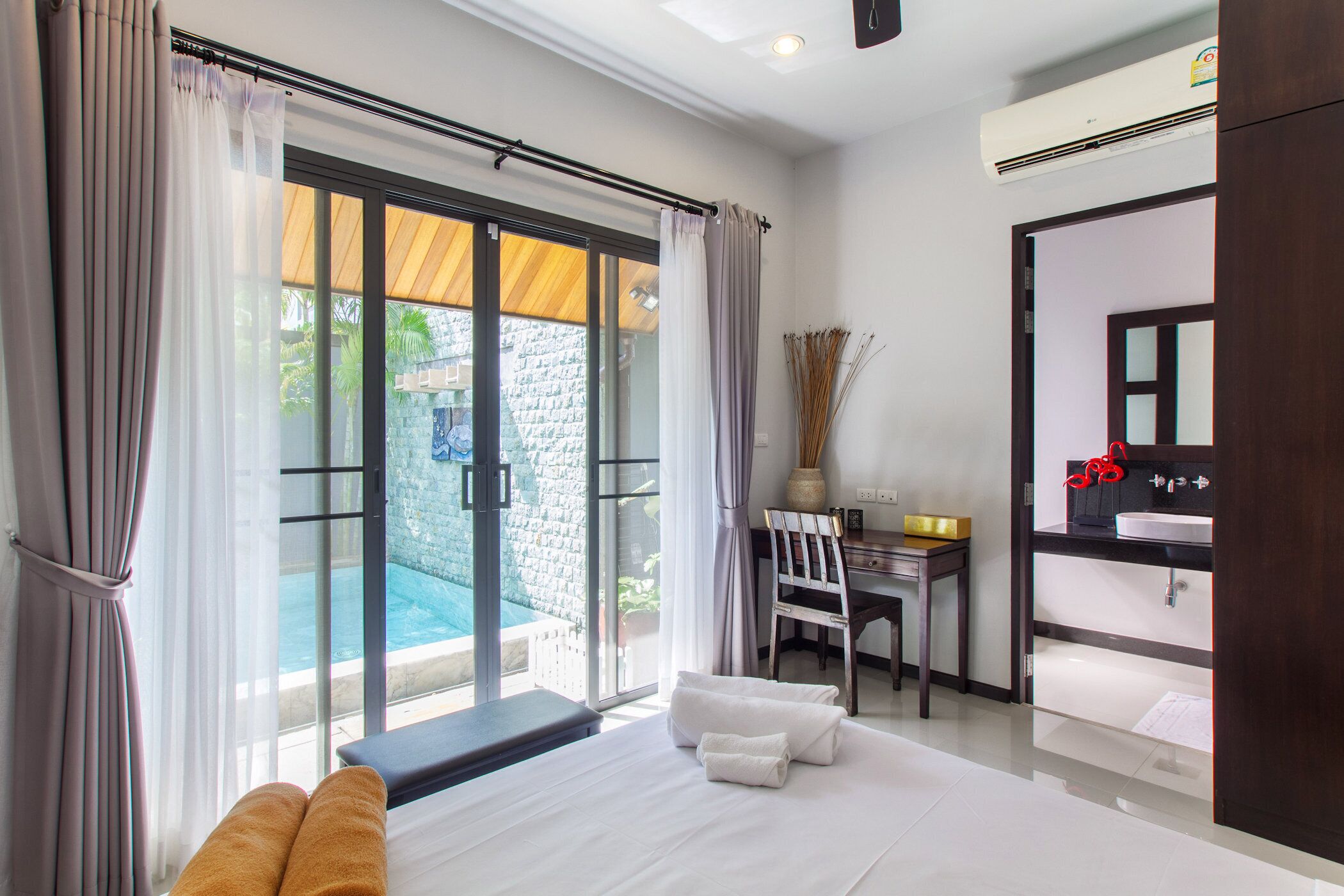 Villa Onyx
