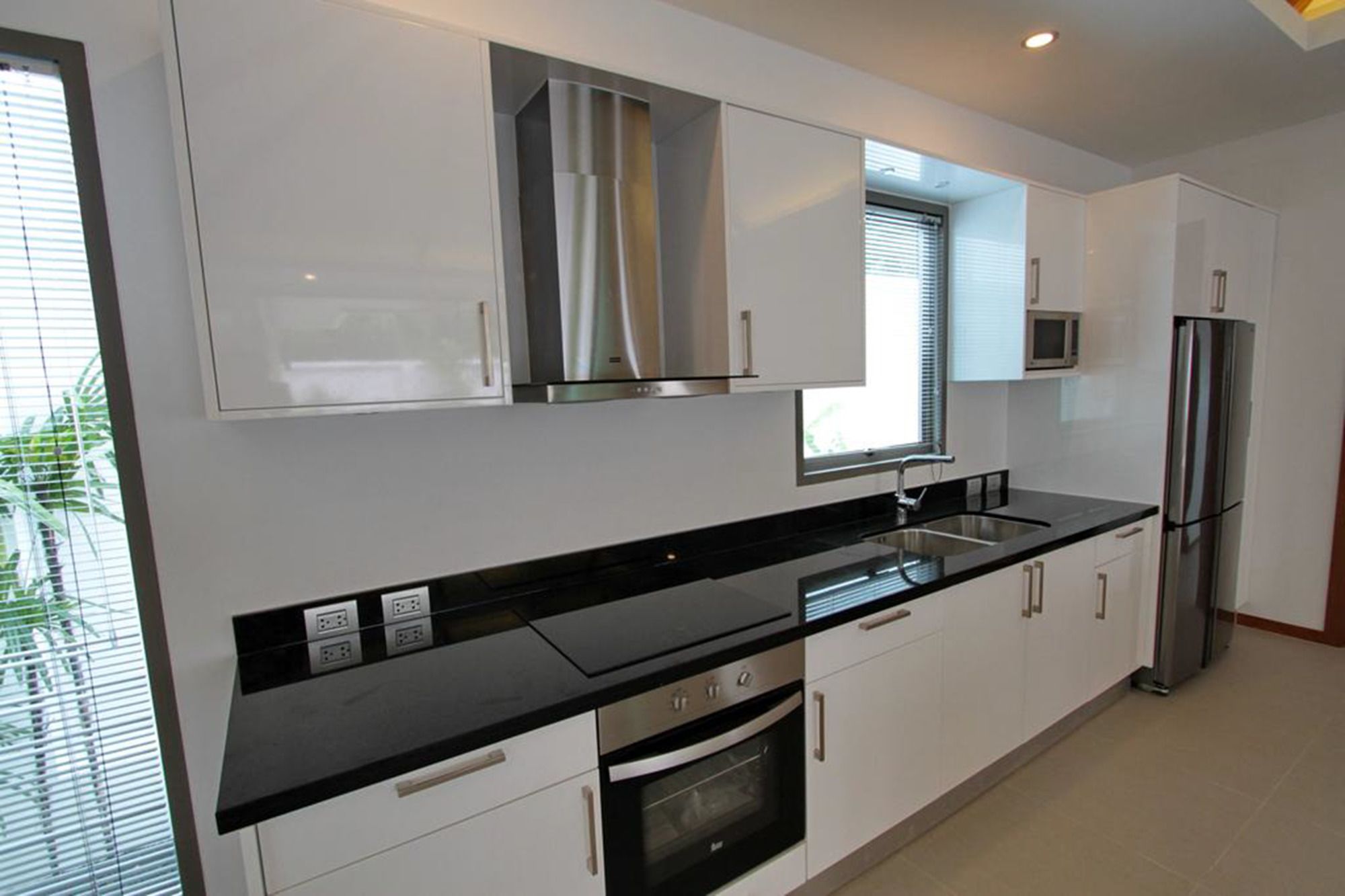 Ya Nui Beach Villas