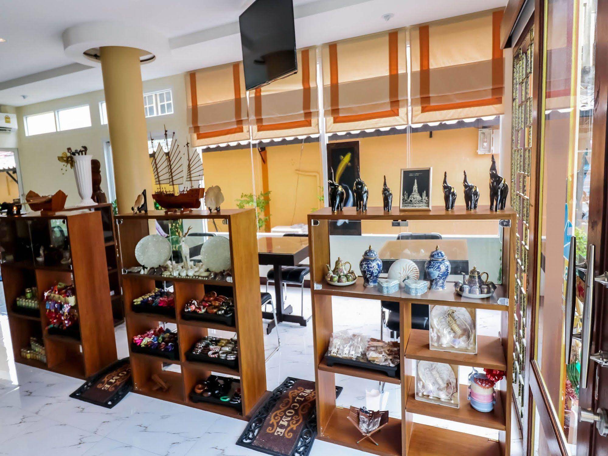 BS Airport at Phuket Rooms by NIDA Rooms