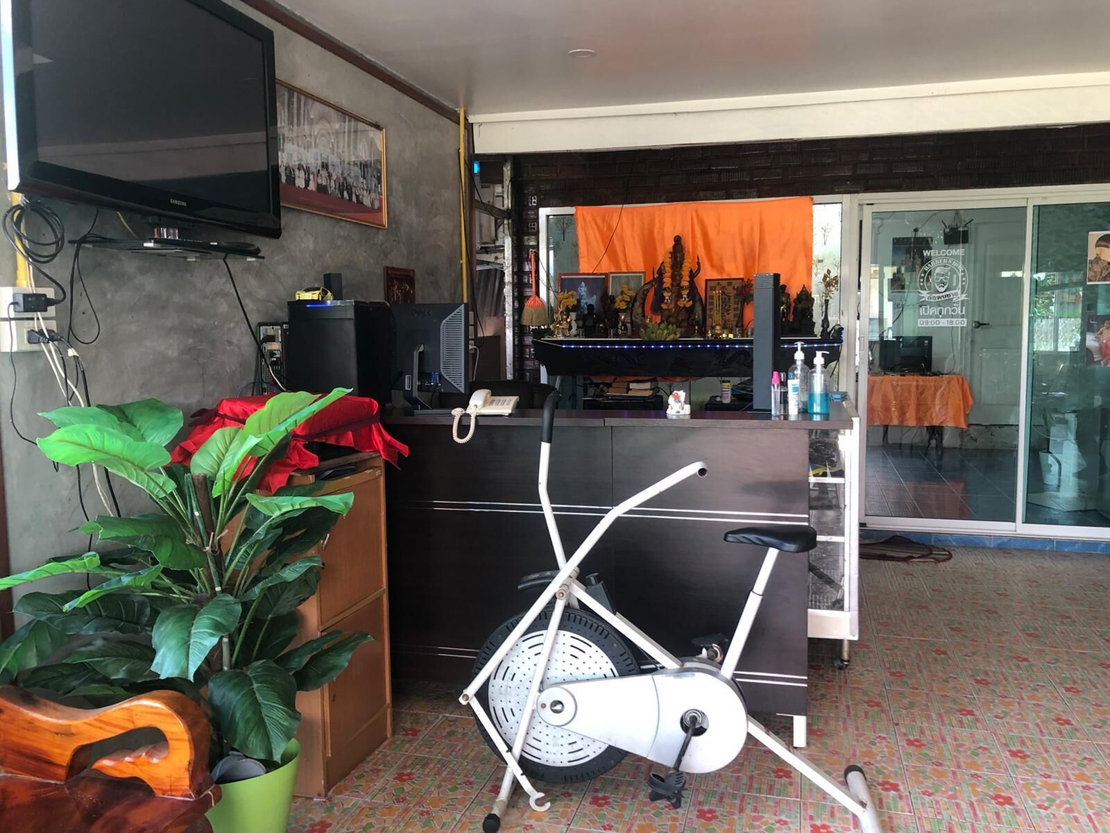 Hero Phuket by OYO Rooms