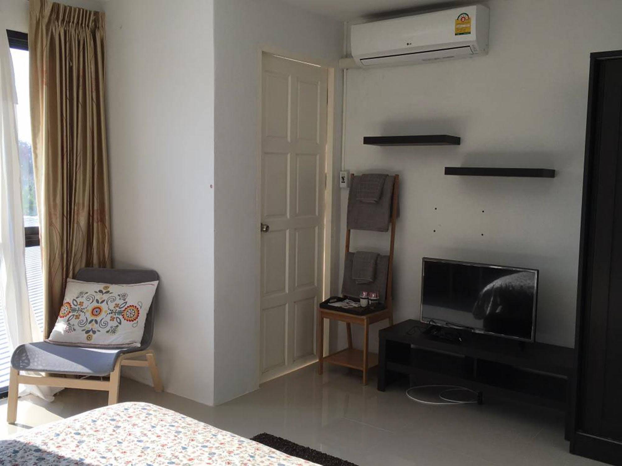 Nice Nap Hostel