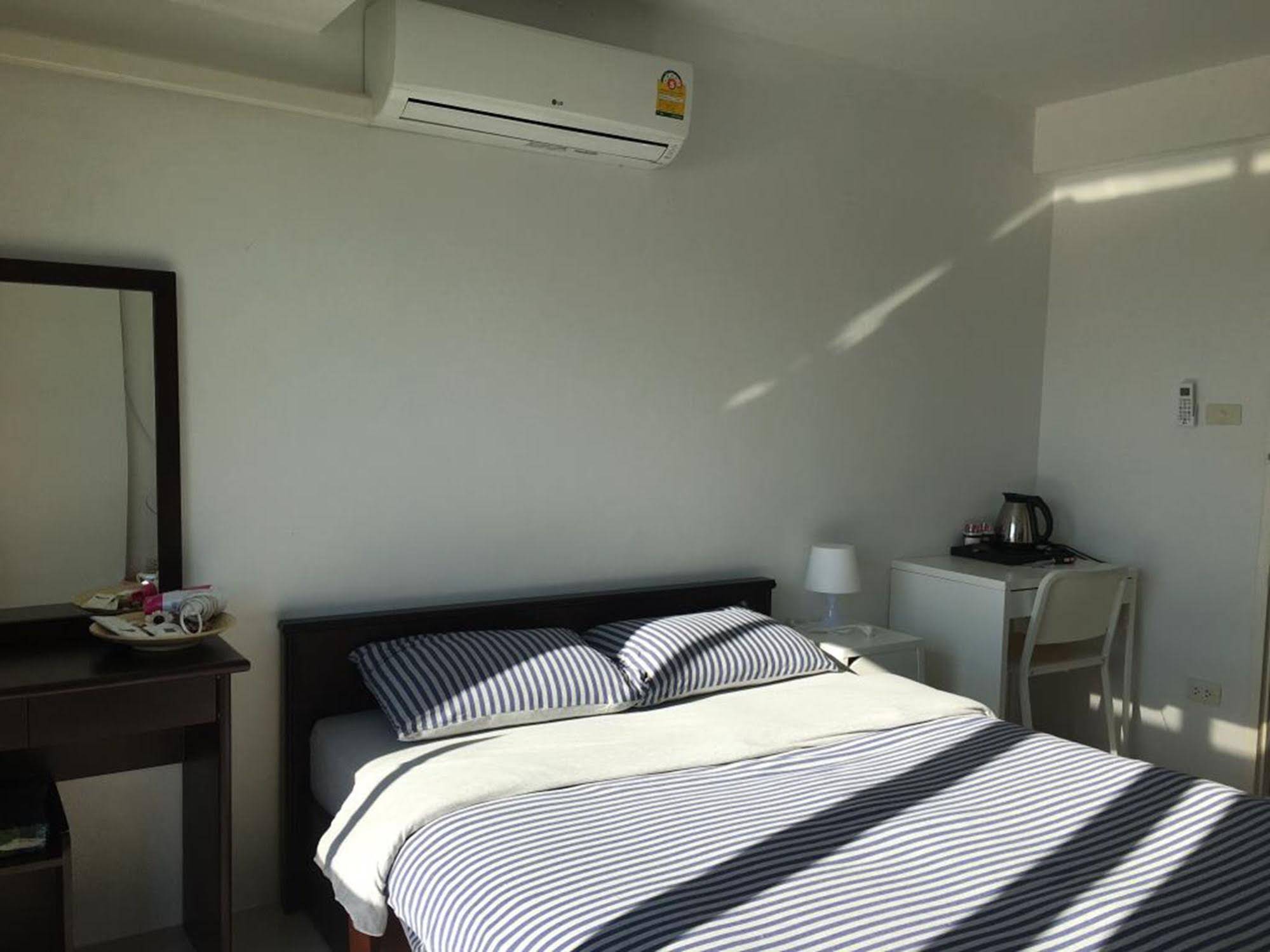 Nice Nap Hostel