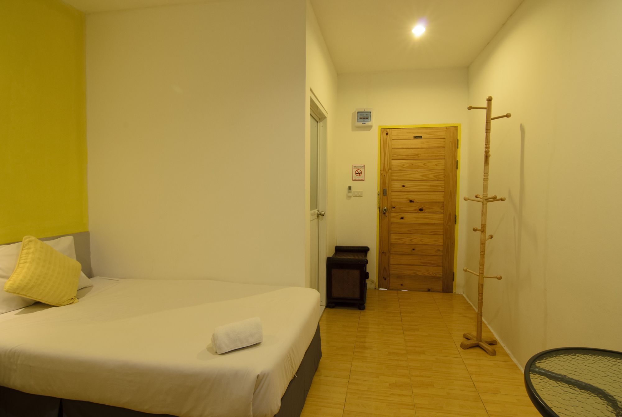 Room Hostel