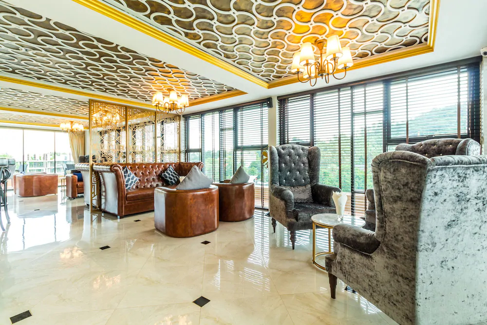 6 Avenue Surin by Lofty