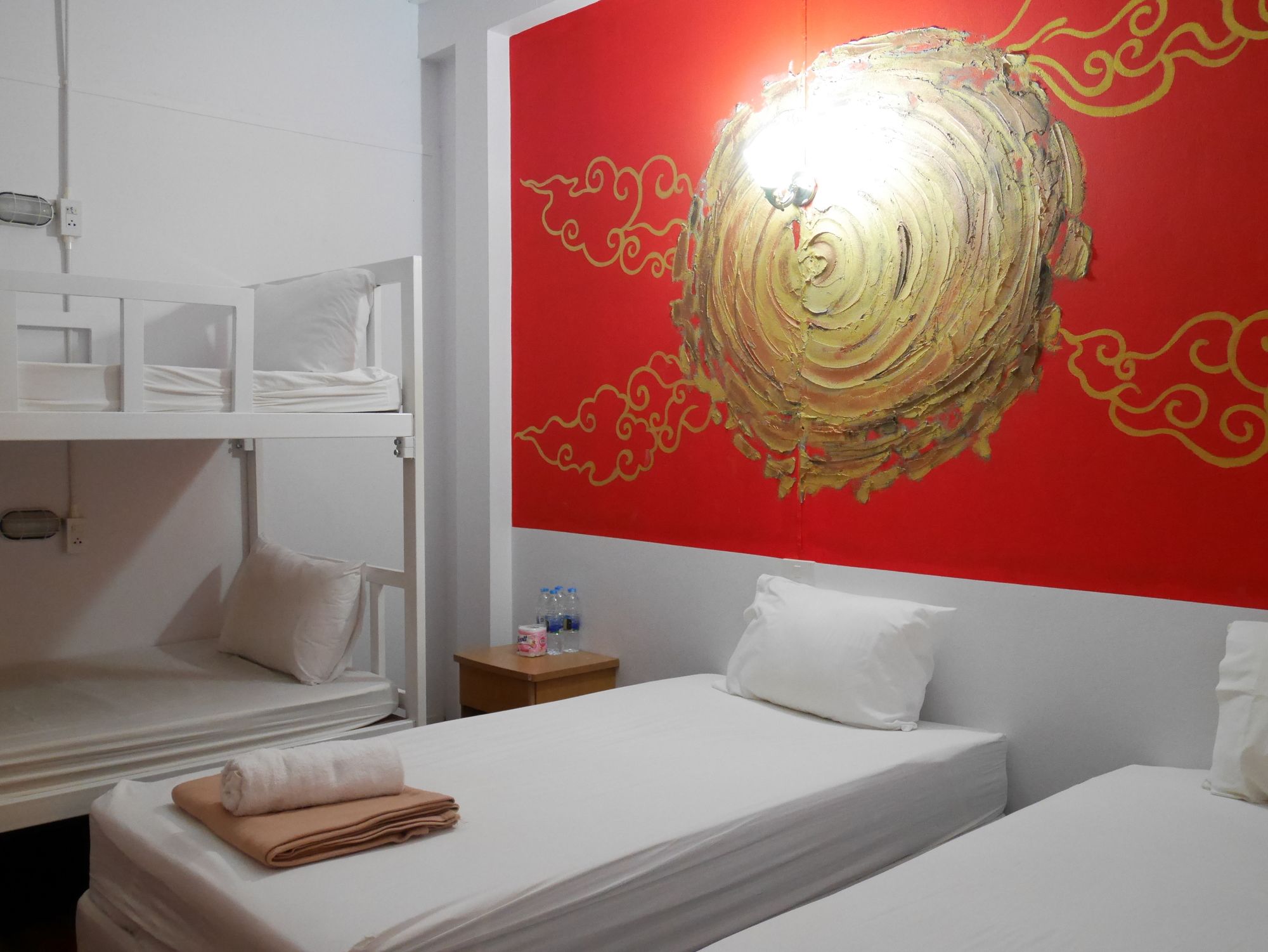 Phuket Old Town Hostel