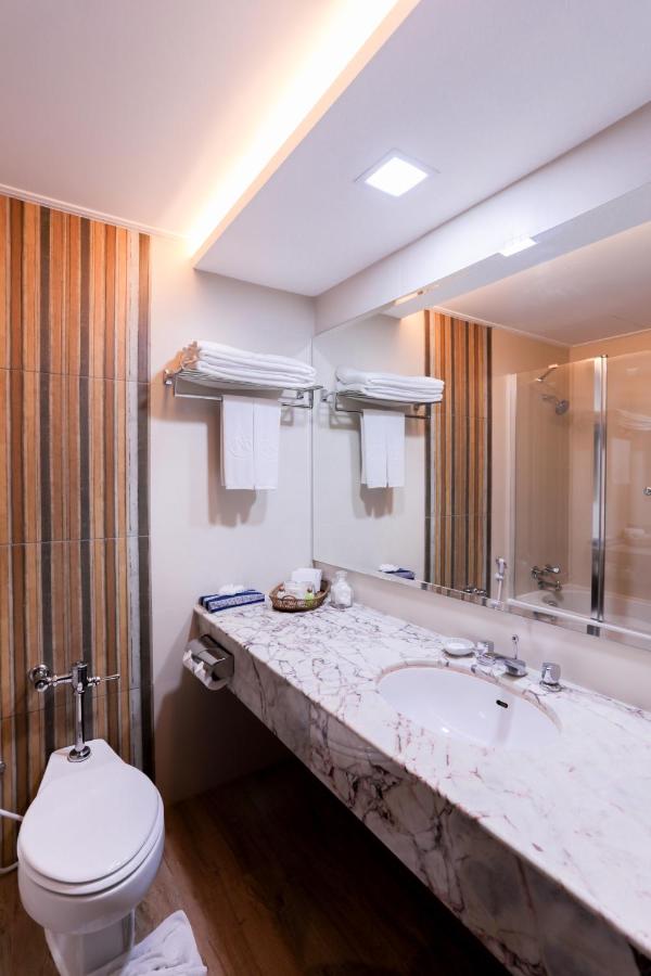 Amora Beach Resort Phuket