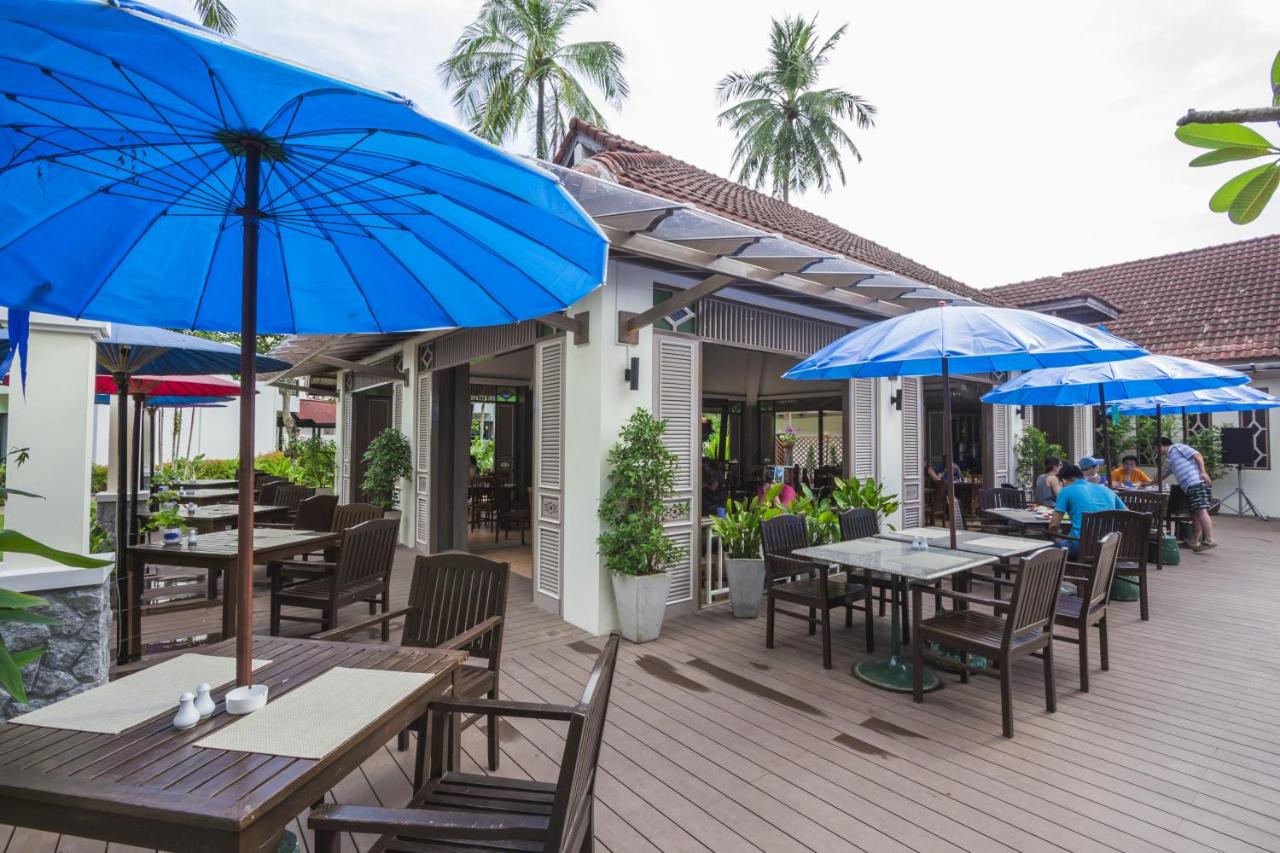 Amora Beach Resort Phuket