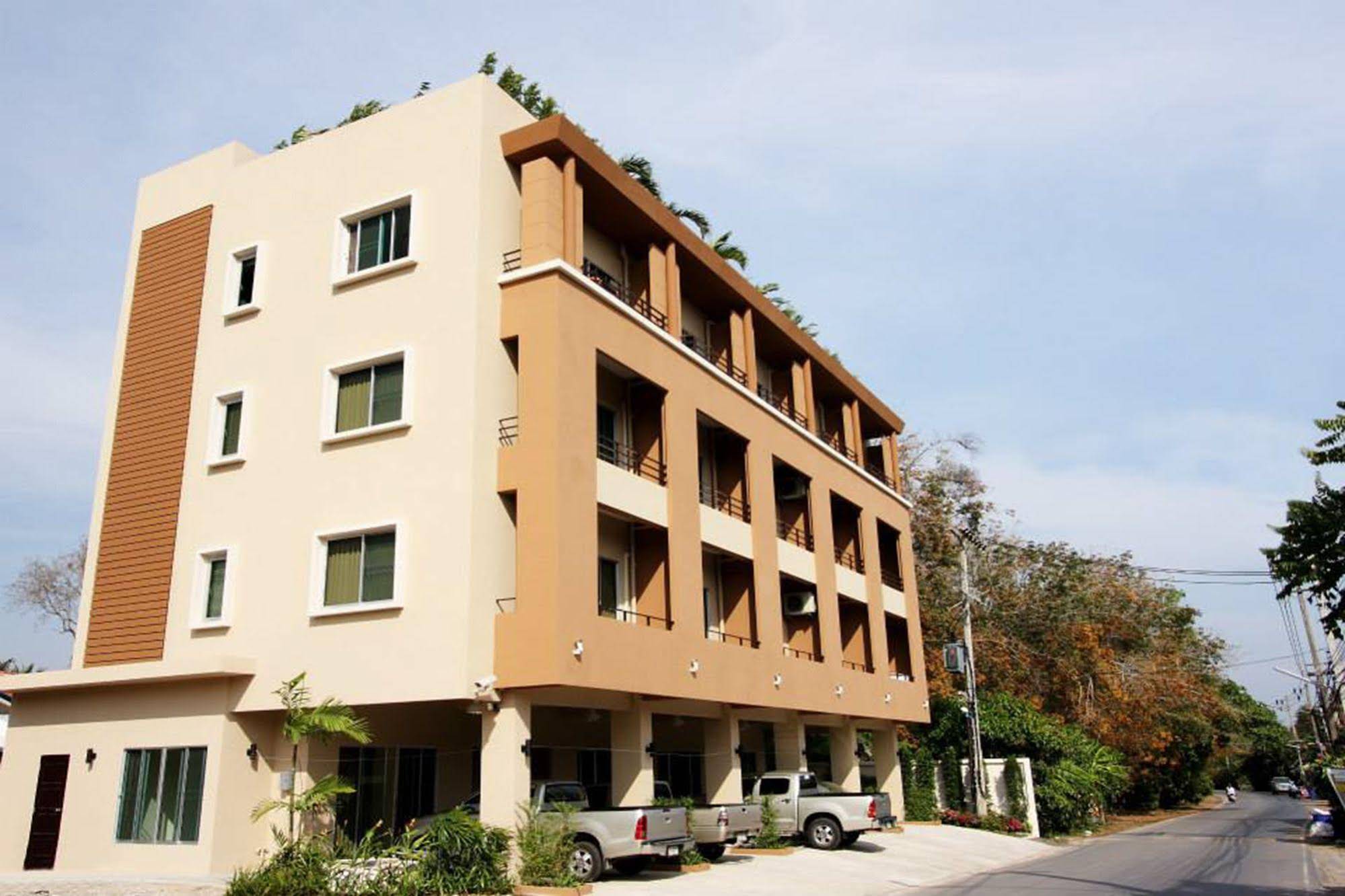 Chaofa West Pool Villas