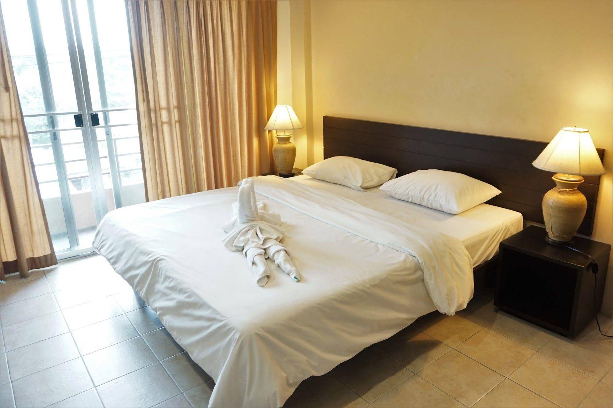 Chaofa West Pool Villas