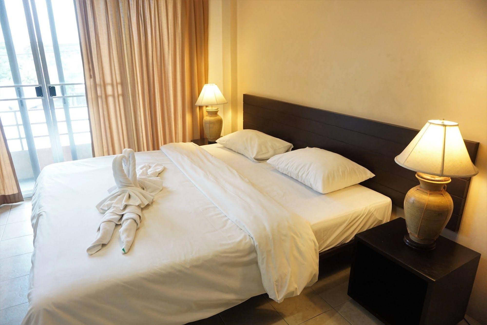 Chaofa West Pool Villas