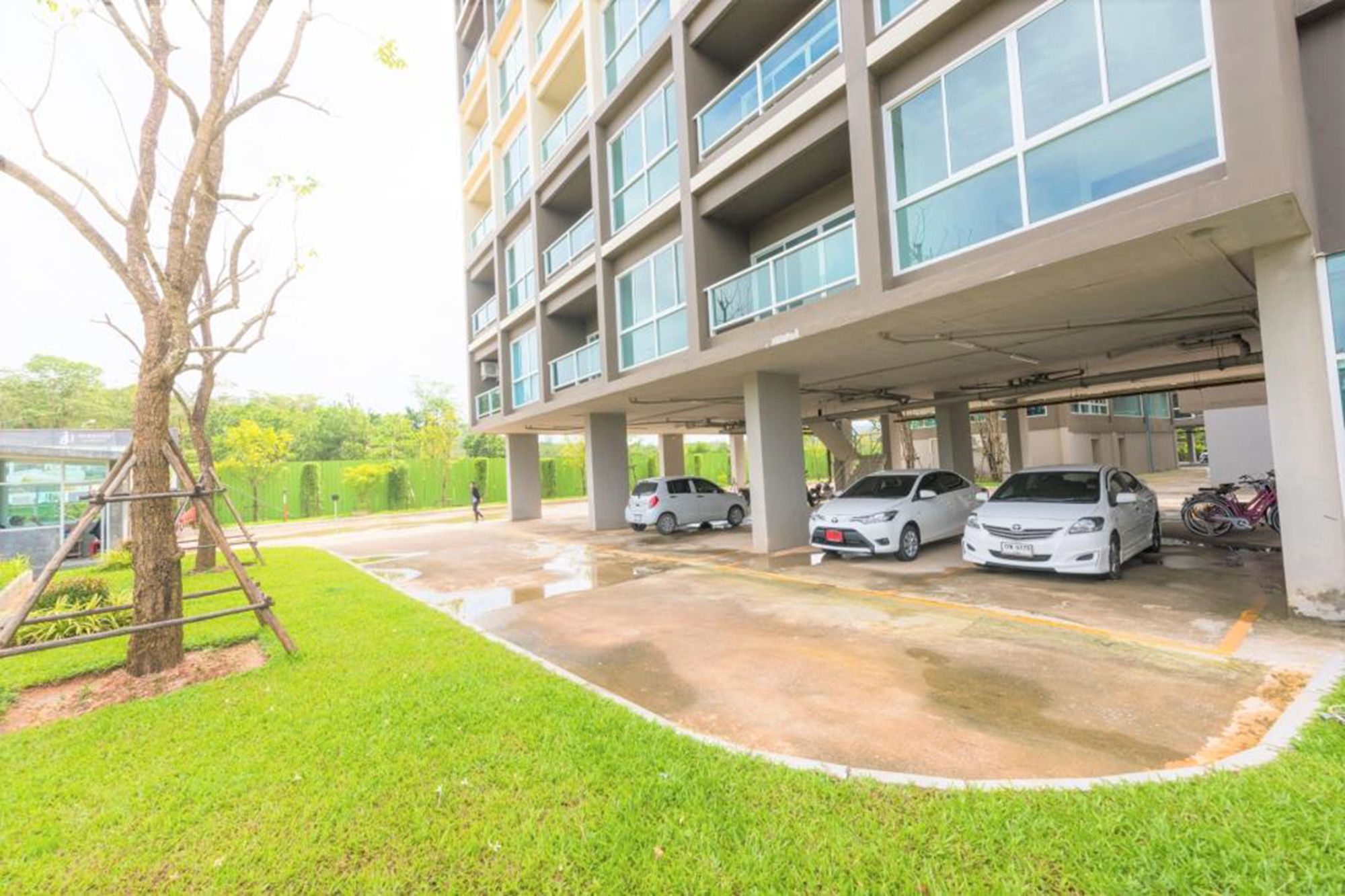 JJ Airport Condotel
