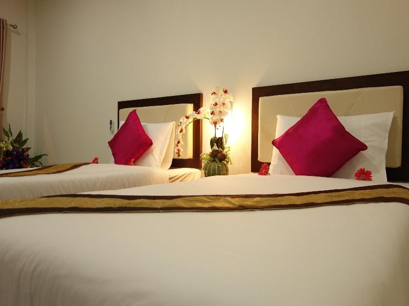 Phuket Airport Villa