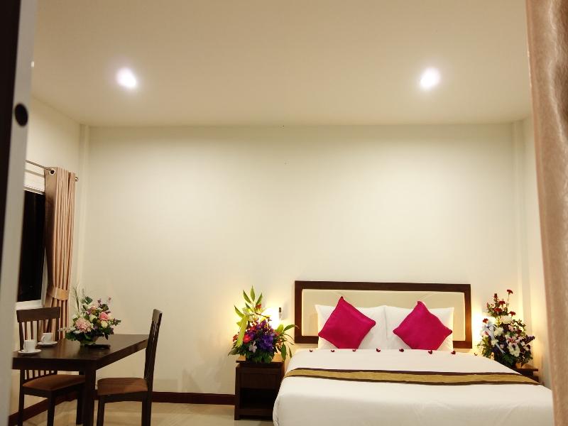 Phuket Airport Villa