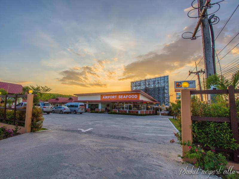 Phuket Airport Villa