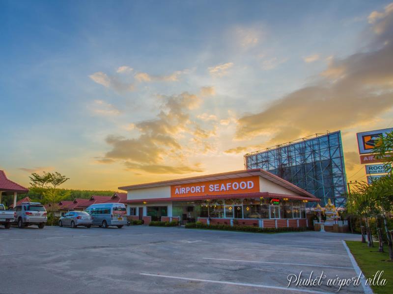 Phuket Airport Villa