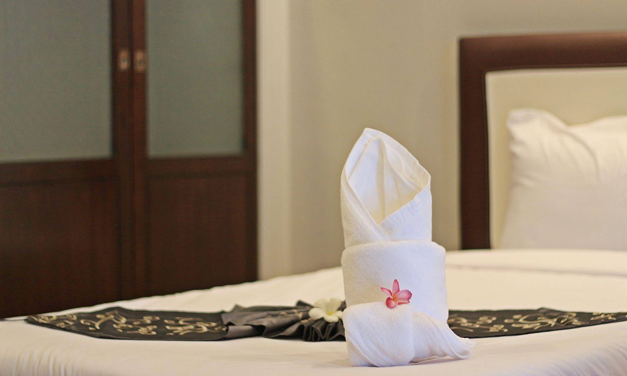 Royal Lee Resort & Spa