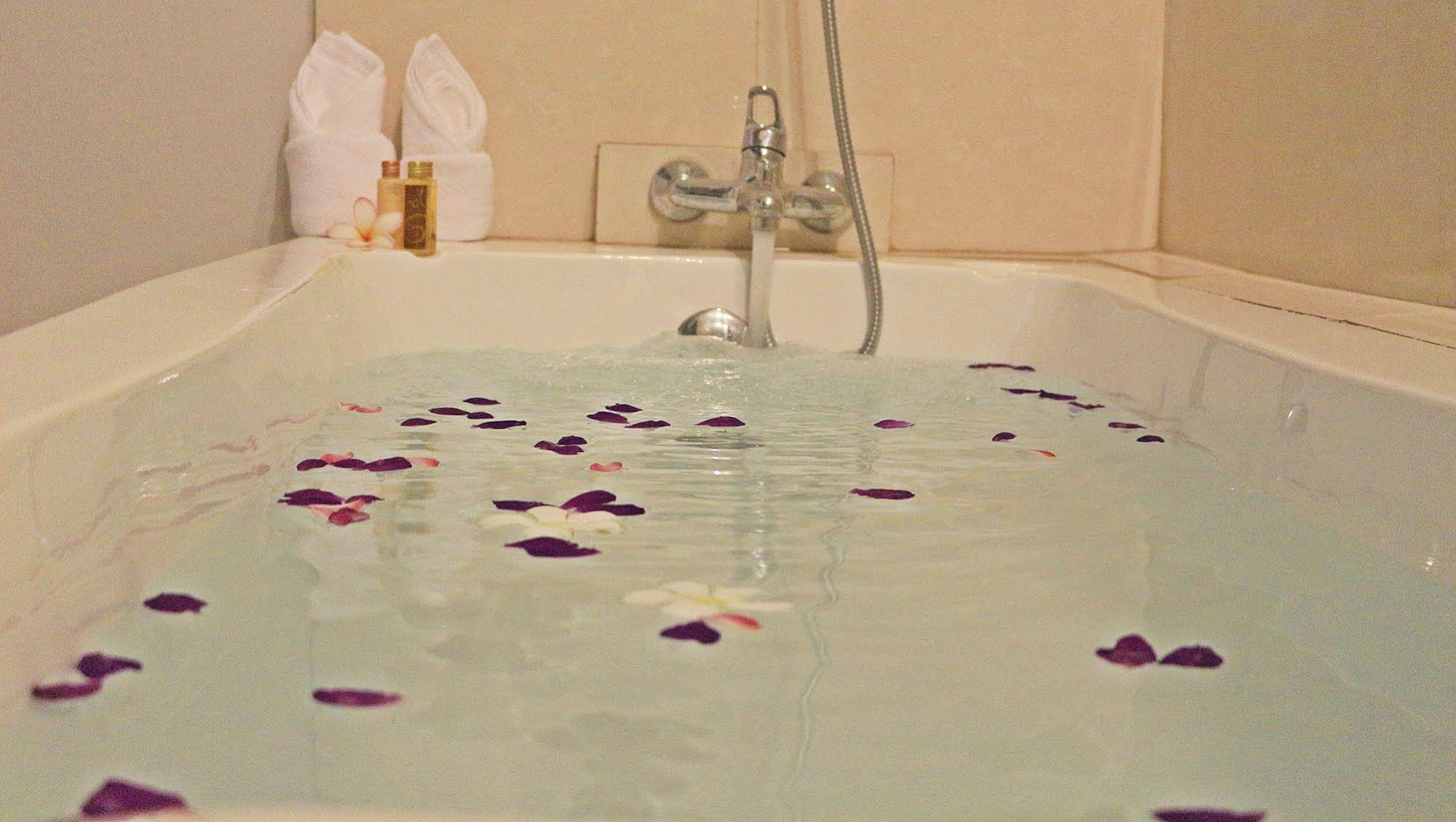 Royal Lee Resort & Spa