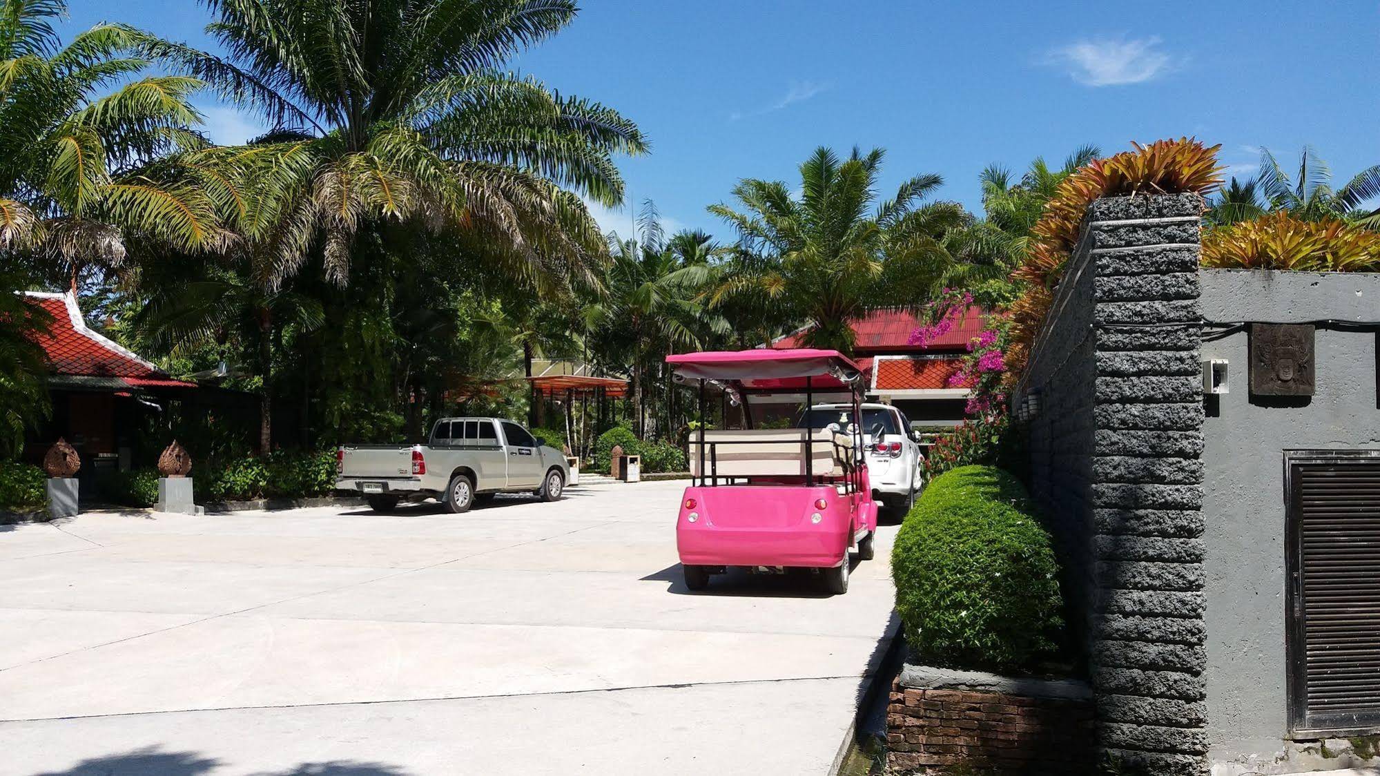 Royal Lee Resort & Spa