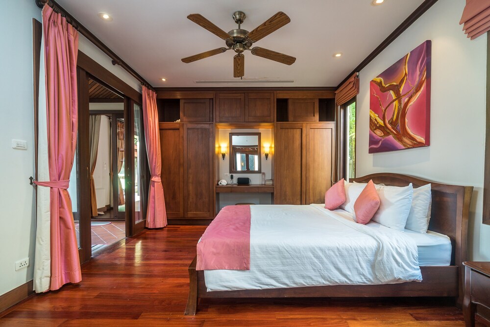 Sai Taan villas by Lofty
