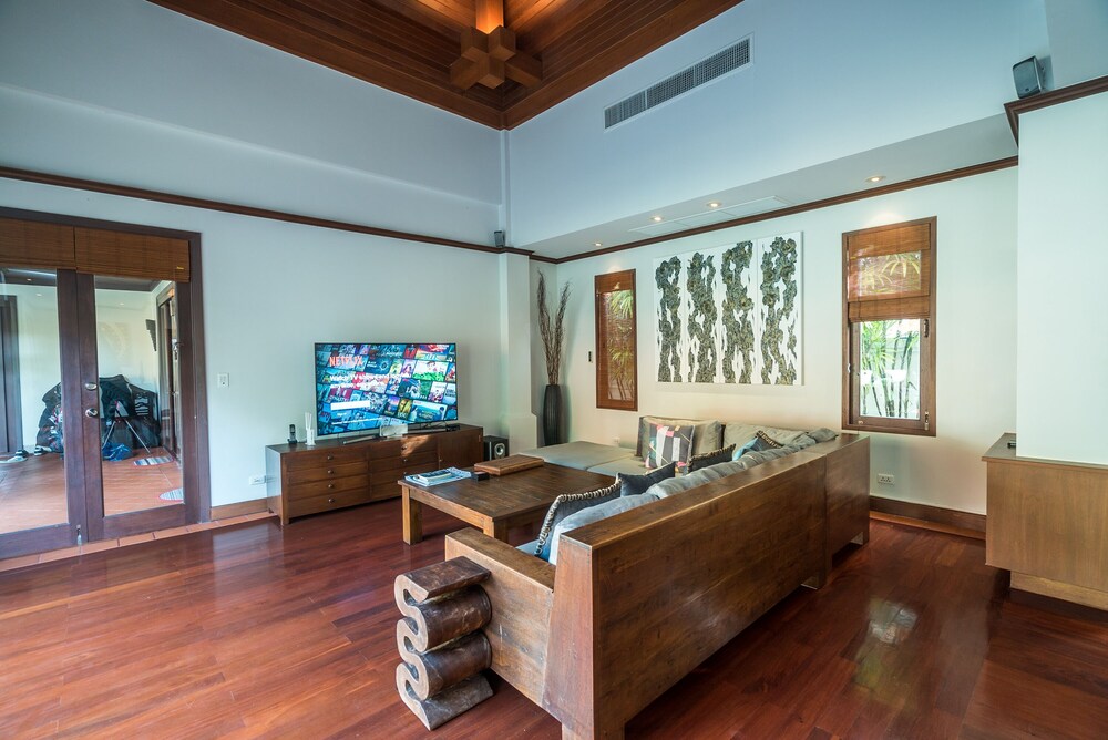 Sai Taan villas by Lofty