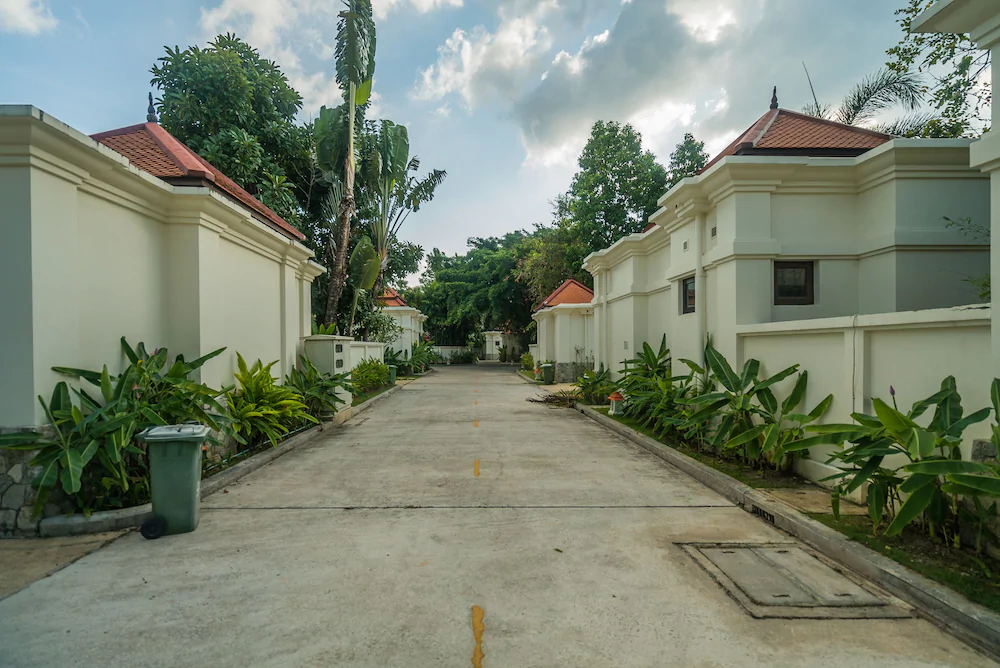 Sai Taan villas by Lofty