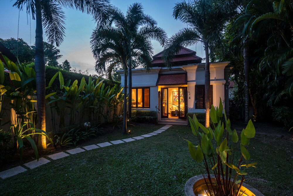 Sai Taan villas by Lofty