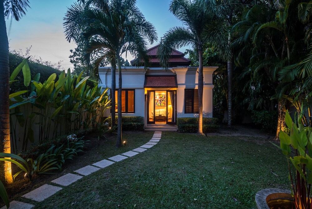 Sai Taan villas by Lofty