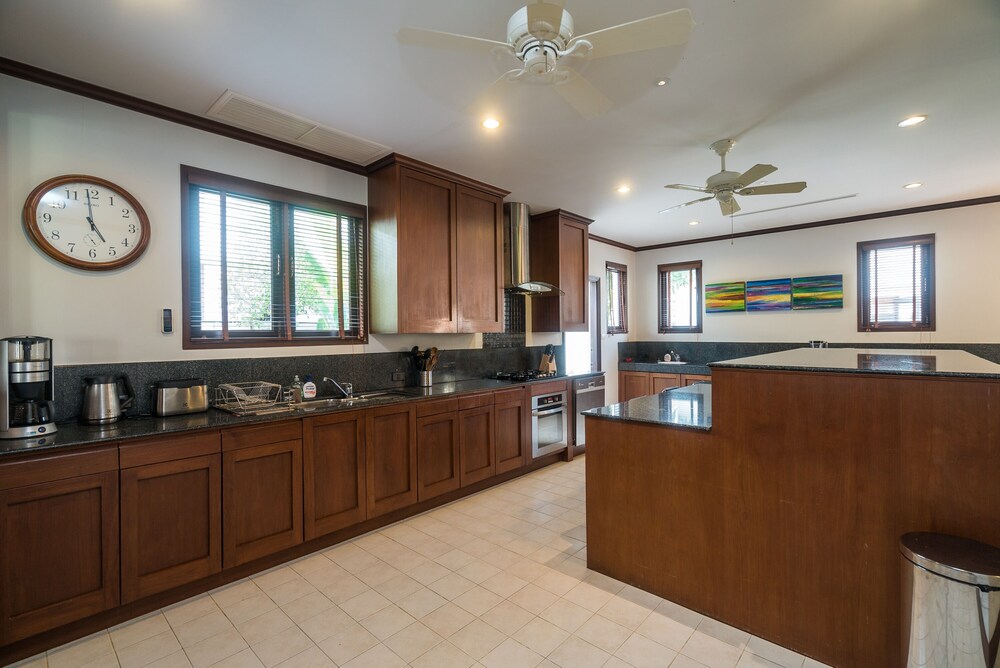 Sai Taan villas by Lofty