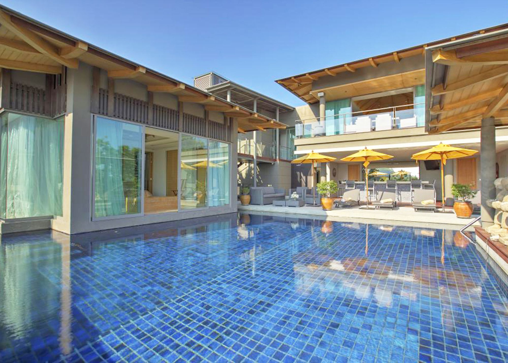 Seventh Villa