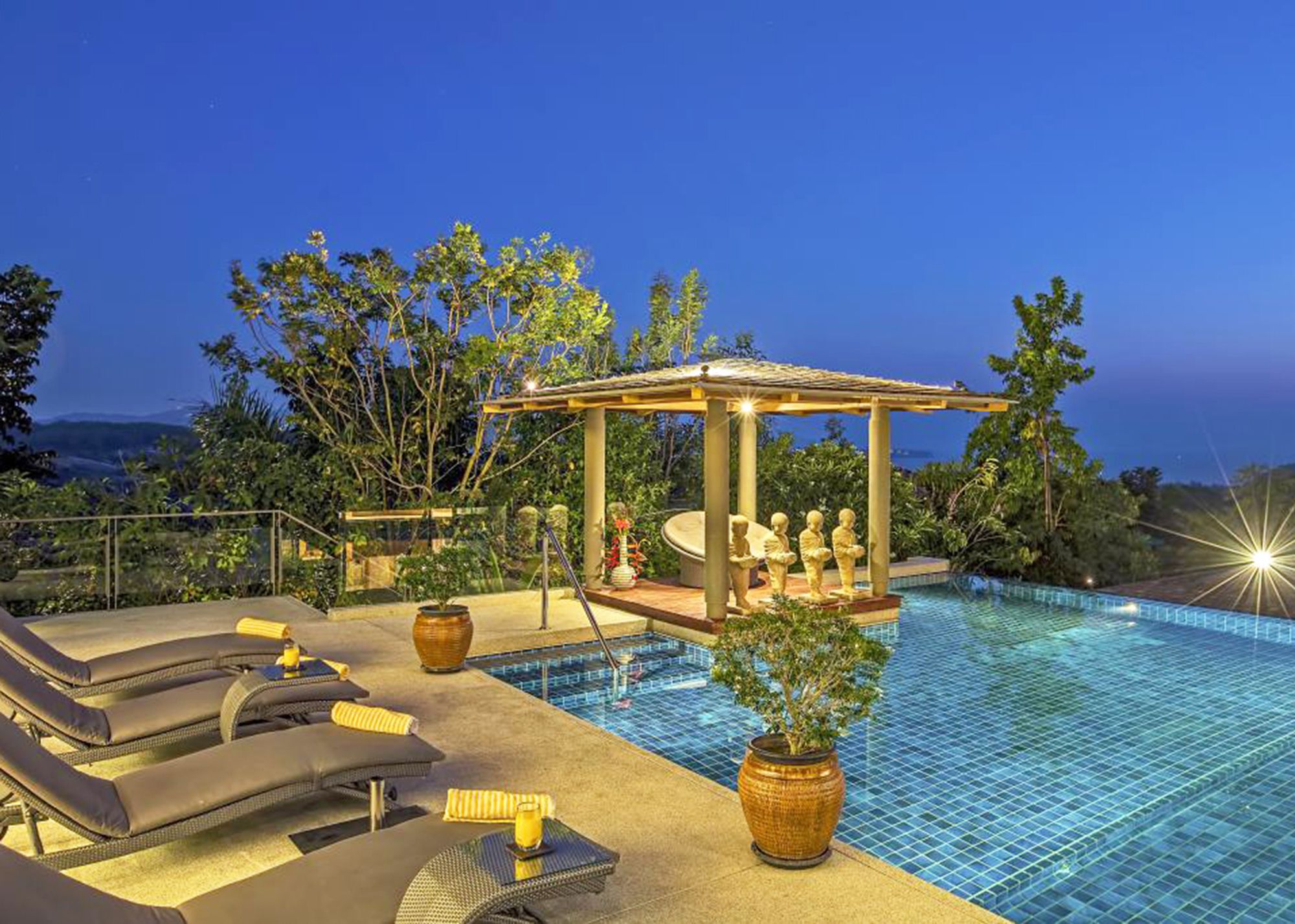 Seventh Villa