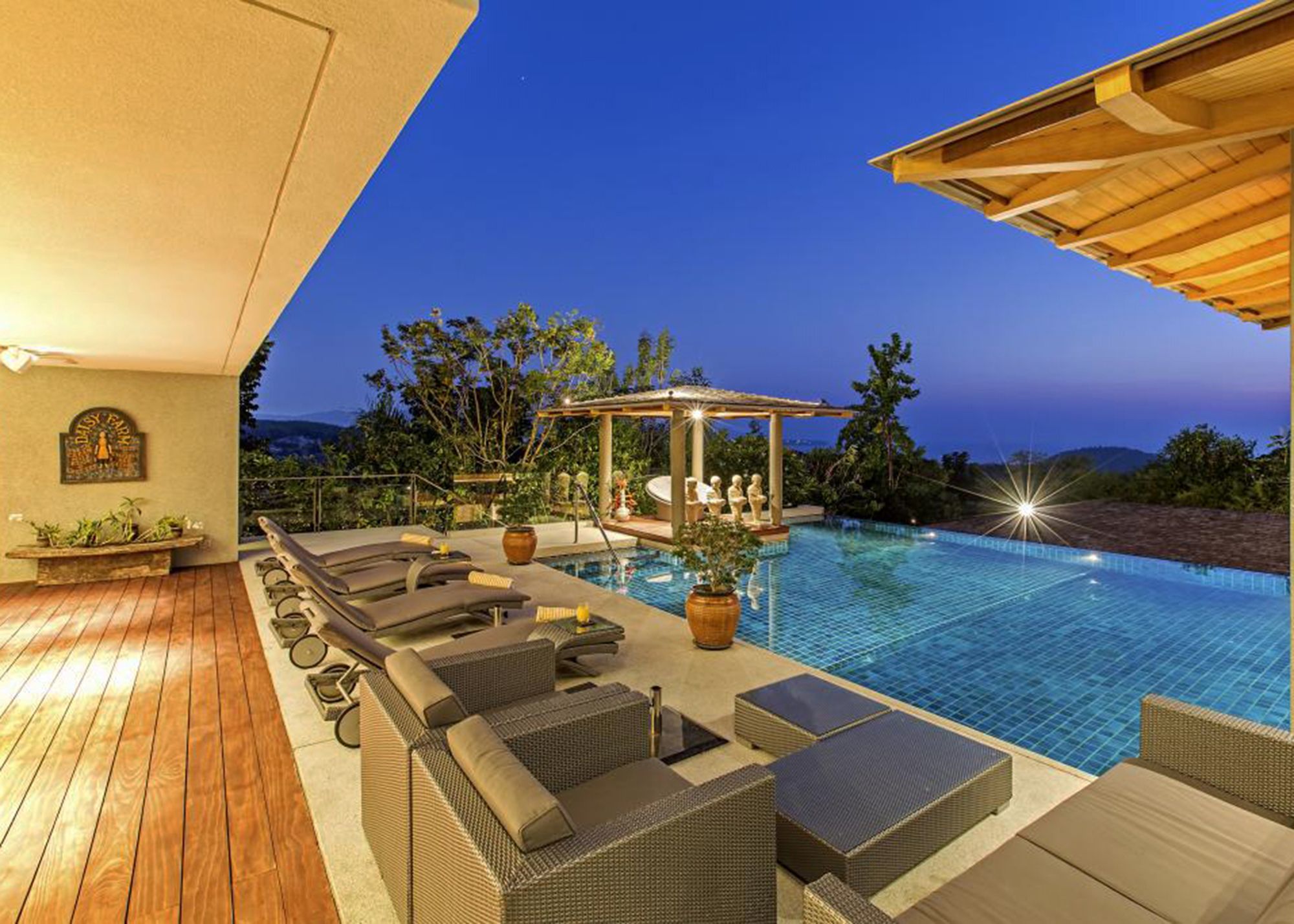 Seventh Villa