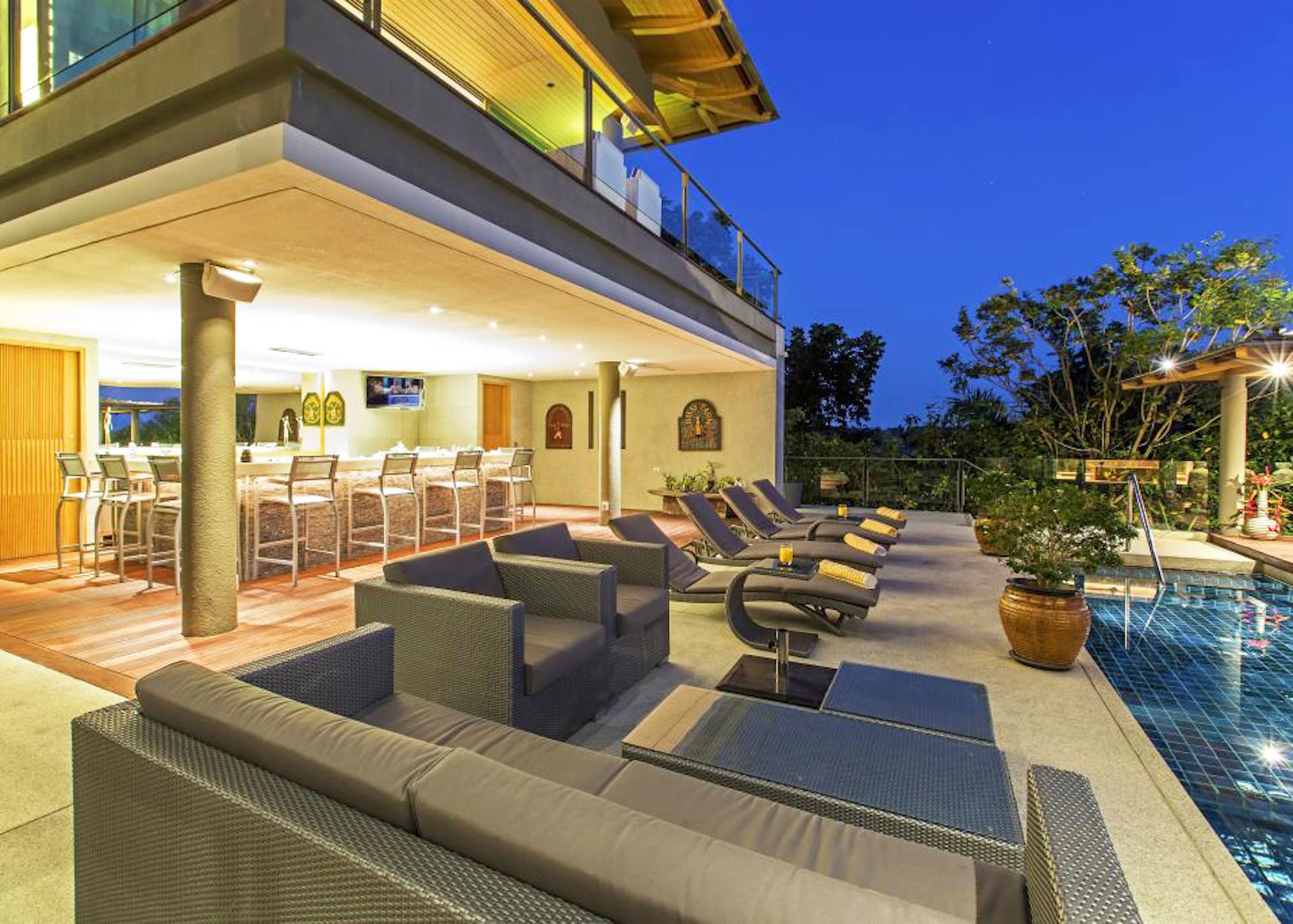 Seventh Villa