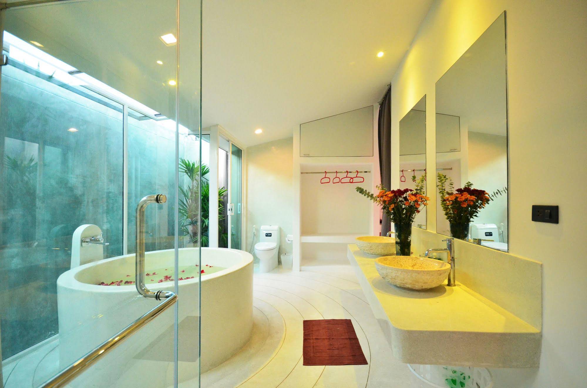 The Kiri Villas Resort