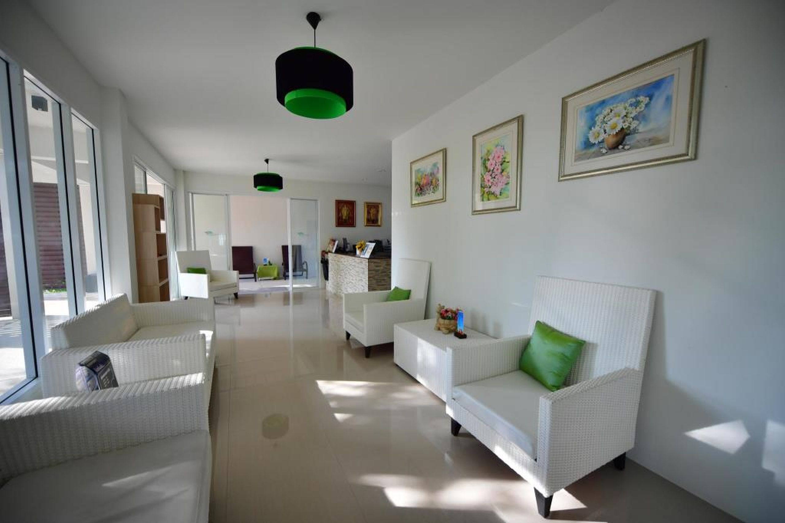 The Touch Green, Naiyang