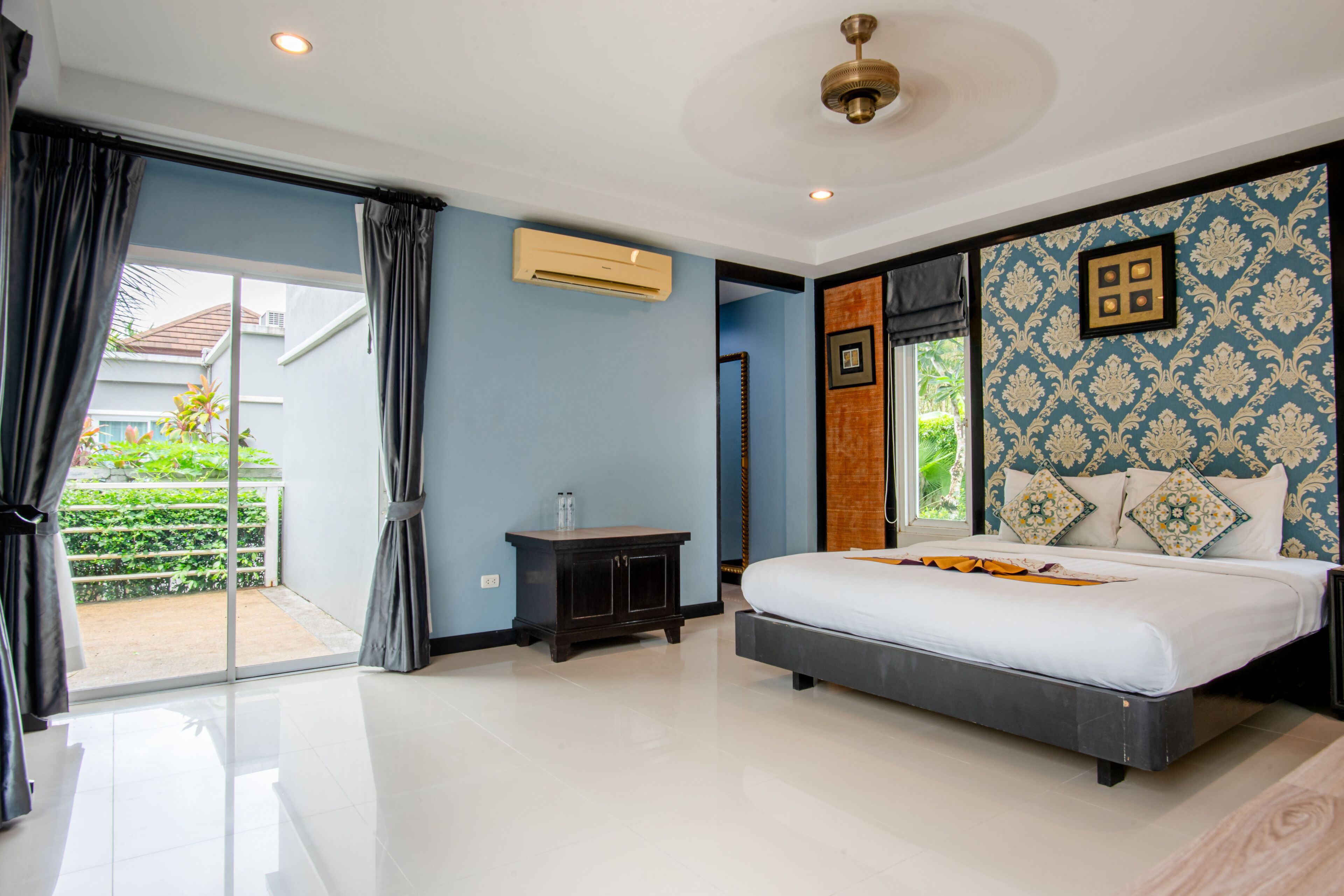Colorful Pool Villa