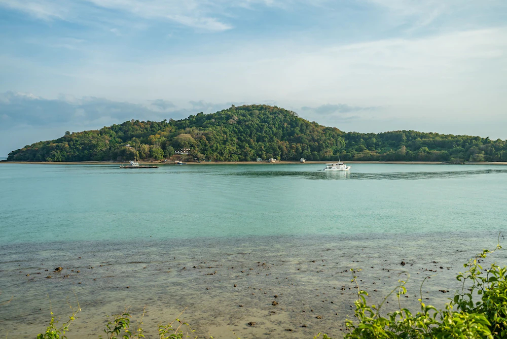 Nam Bo Villa by Lofty