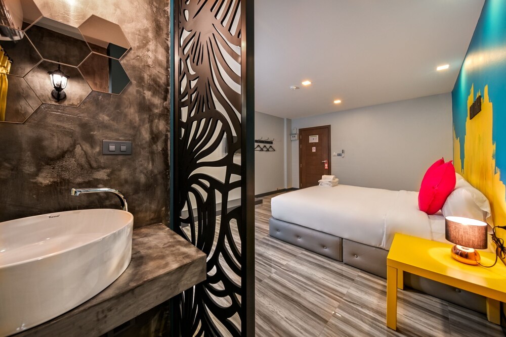 Nam Naka Boutique Hotel